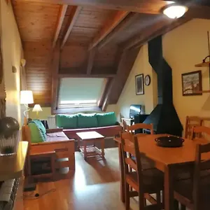 Triplex Erta 8 Abuhardillado Y Con Excelentes Vistas Apartamento